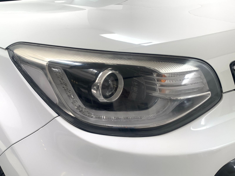 KIA Soul  5 pts. SX, 1.6T, TA, a/ac. Aut., f. led, xenón, RA-18 2018
